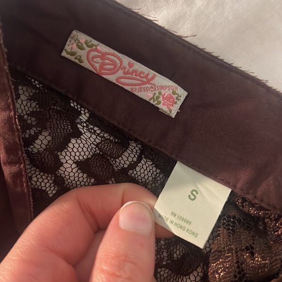 Princy by Jessica Simpson Y2K Brown Sheer Lace Ruffle Button Down Blouse - Picture 6 of 8